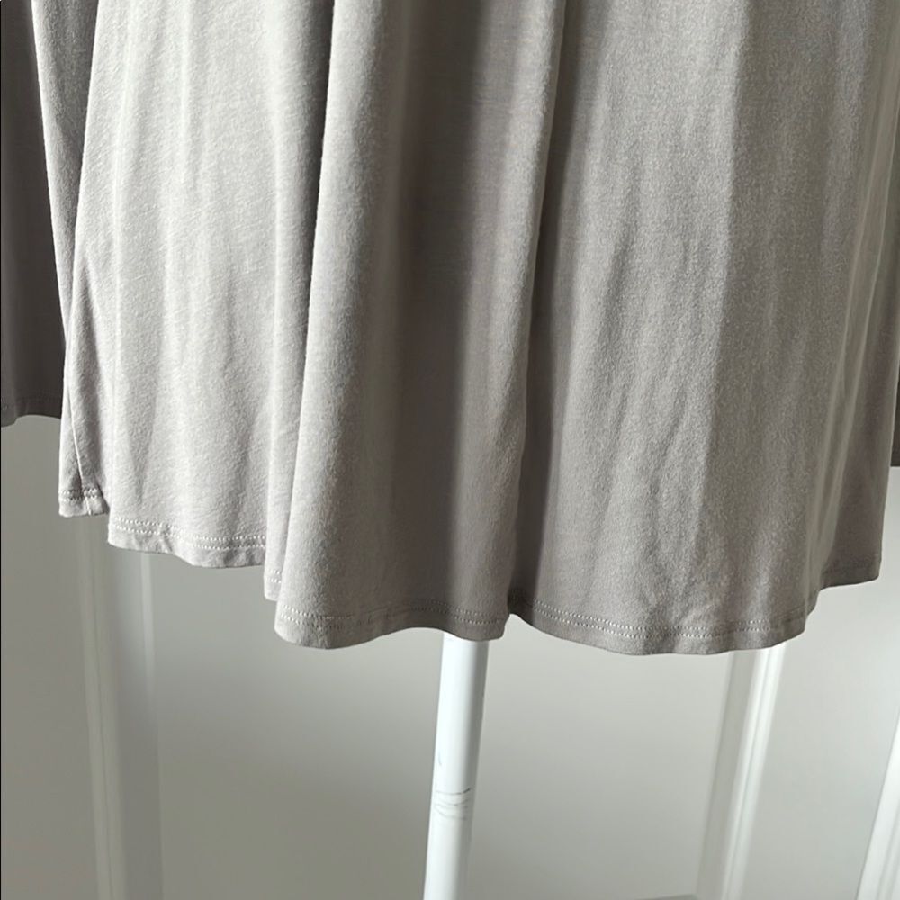 Eileen Fisher Gray Relaxed Tunic Top. NWOT SZ M - Picture 7 of 9